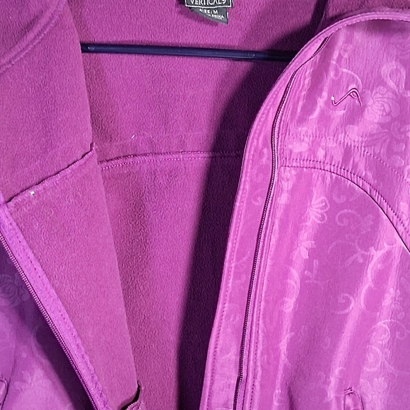 Vertical 9 Women's Med. Violet/Purple Full Zip Lightweight Hooded Jacket - Picture 5 of 10